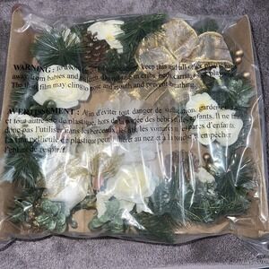 Avon 2005 Fiber Optic African‎ American Angel Wreath Christmas Decor